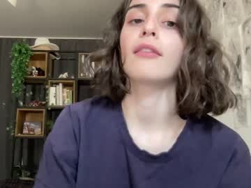 girl cam wonderland_stia image #4583530