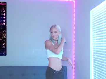 girl cam petitebrat image #1921230