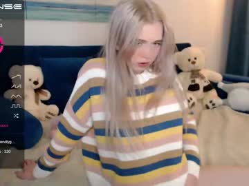 girl cam small_blondee image #875407