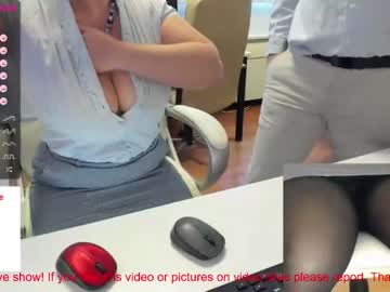couple cam milf_viktoria image #2130578