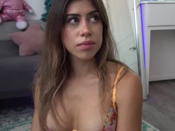 girl cam beyllove_d image #2574453
