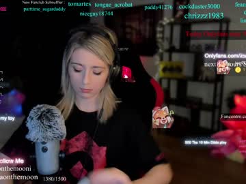 girl cam kimilee22 image #2841450