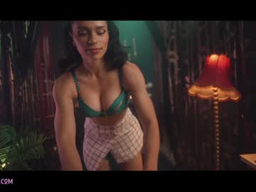 girl cam lucieoude_ image #1301296