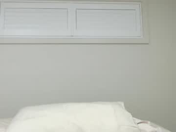 girl cam hornypetitegirl77 image #2402178