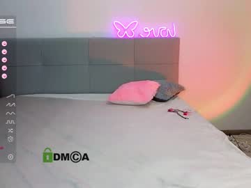 girl cam small_blondee image #3106242