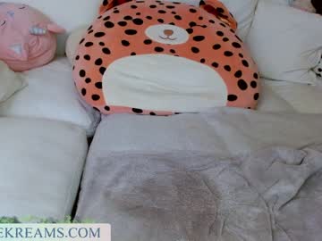 girl cam chloekreams image #3058600