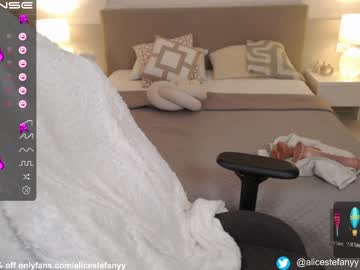 girl cam smileyouarehere image #3294350