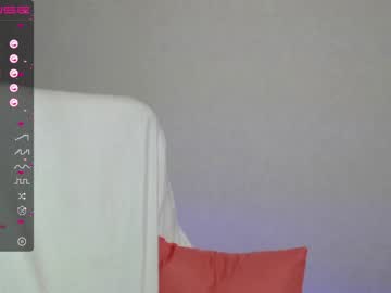 girl cam yourvirusqueen_ image #1359369