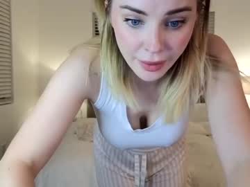 girl cam wolfetrap image #2677089