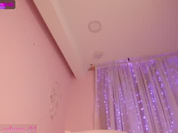 girl cam bella_adams_ image #2101335