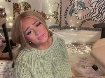girl cam ari_02 image #3467546