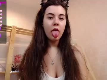 girl cam mila_kimm image #2295800