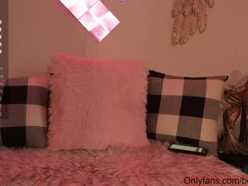 girl cam _bellakitty image #4155572