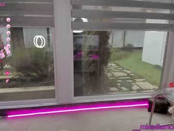 girl cam miss_diamond__ image #4019932