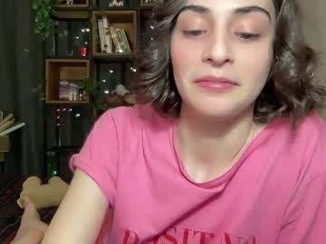 girl cam wonderland_stia image #4457511