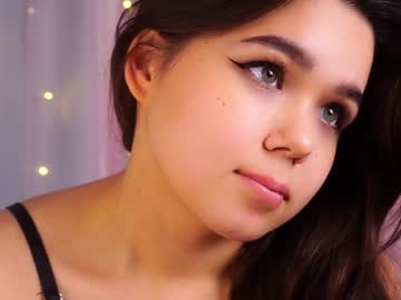 girl cam helenmoors image #3792018
