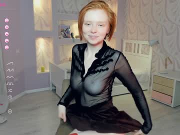 girl cam gingers_hugs image #3933426