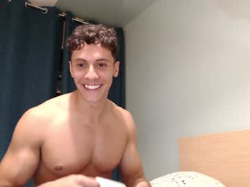 frenchiefit  cam