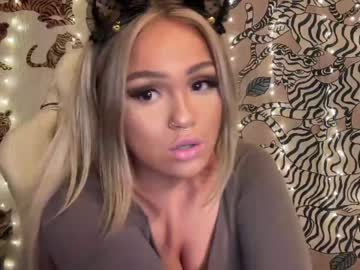 girl cam ari_02 image #3496000