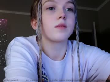 girl cam small_blondee image #4142981