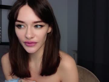 girl cam predatory_eyes image #4275285