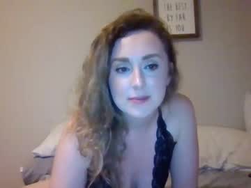 girl cam honeywerehereforyouu image #1107614