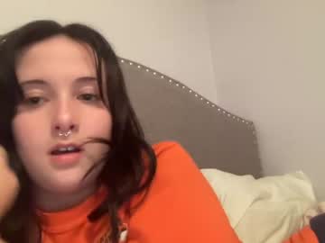 girl cam rebeccaryder333 image #2196097