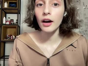 girl cam wonderland_stia image #4287342