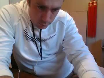 man cam ben_running1610 image #865966