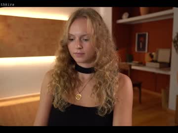 girl cam chillwithkira image #1736785