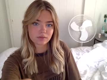 girl cam littlemaryjane19 image #760136