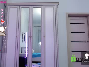 girl cam small_blondee image #2301679
