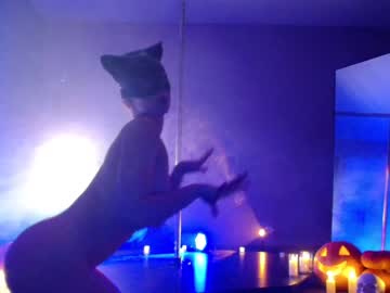 girl cam _meganmeow_ image #3700823