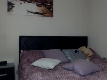 girl cam hugetittiesgerda image #1099832