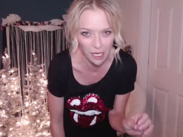 girl cam laceycoffeegirl image #2171361