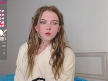 girl cam small_blondee image #2059955