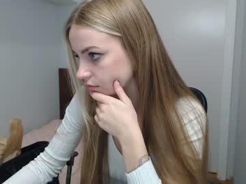 girl cam nicole_mia image #1885273