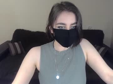 girl cam cutiecarmen_ image #1148450