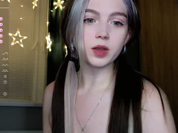 girl cam small_blondee image #3868714