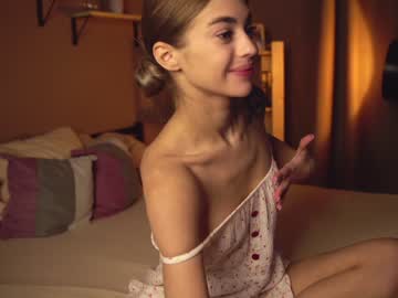 girl cam cuteelsa_ image #3807947