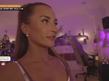 girl cam hannahjames710 image #3930249