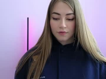 girl cam strawberryjamx image #2735260