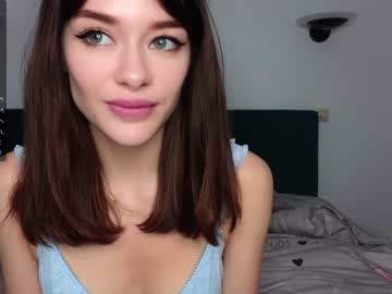 girl cam predatory_eyes image #4275570