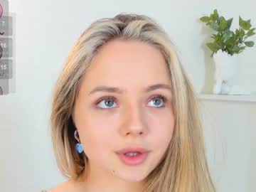 girl cam molly__meow image #4588366